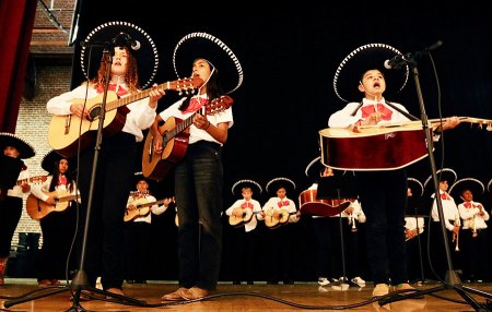 A Mariachi group from Jefferson Academy entertains during a dinner before the awards ceremony.